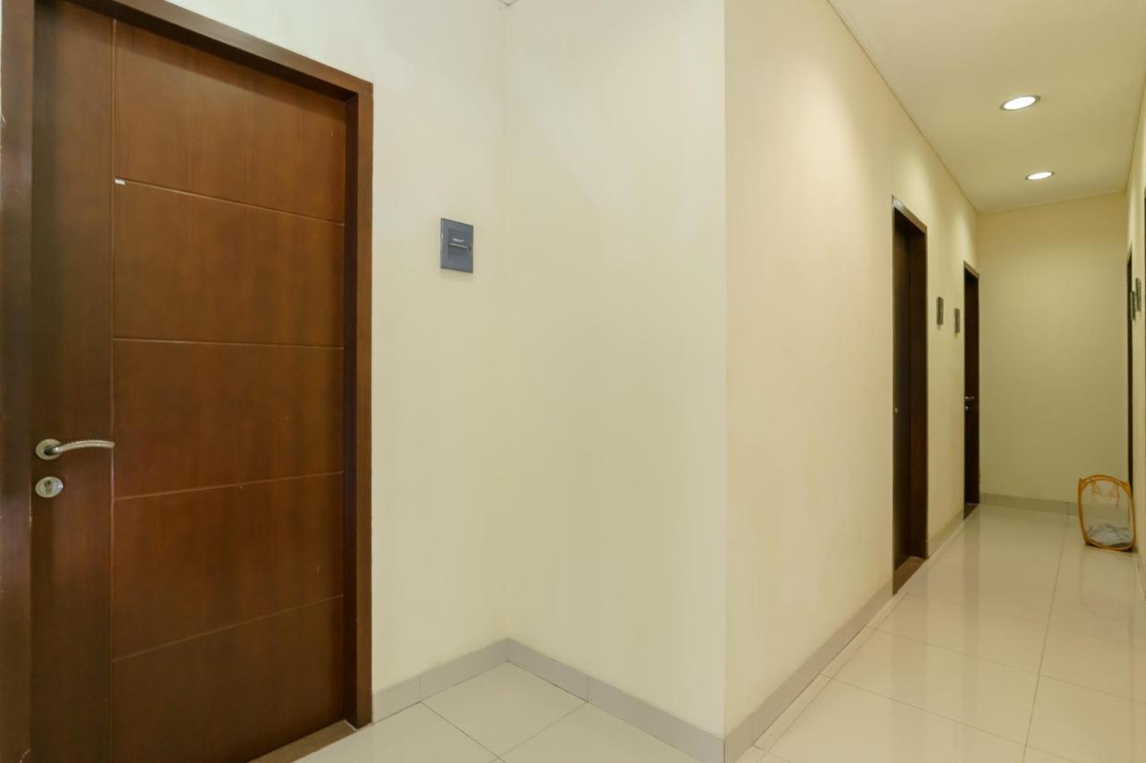 Dago Suites Syariah Cikarang RedPartner Bekasi Luaran gambar